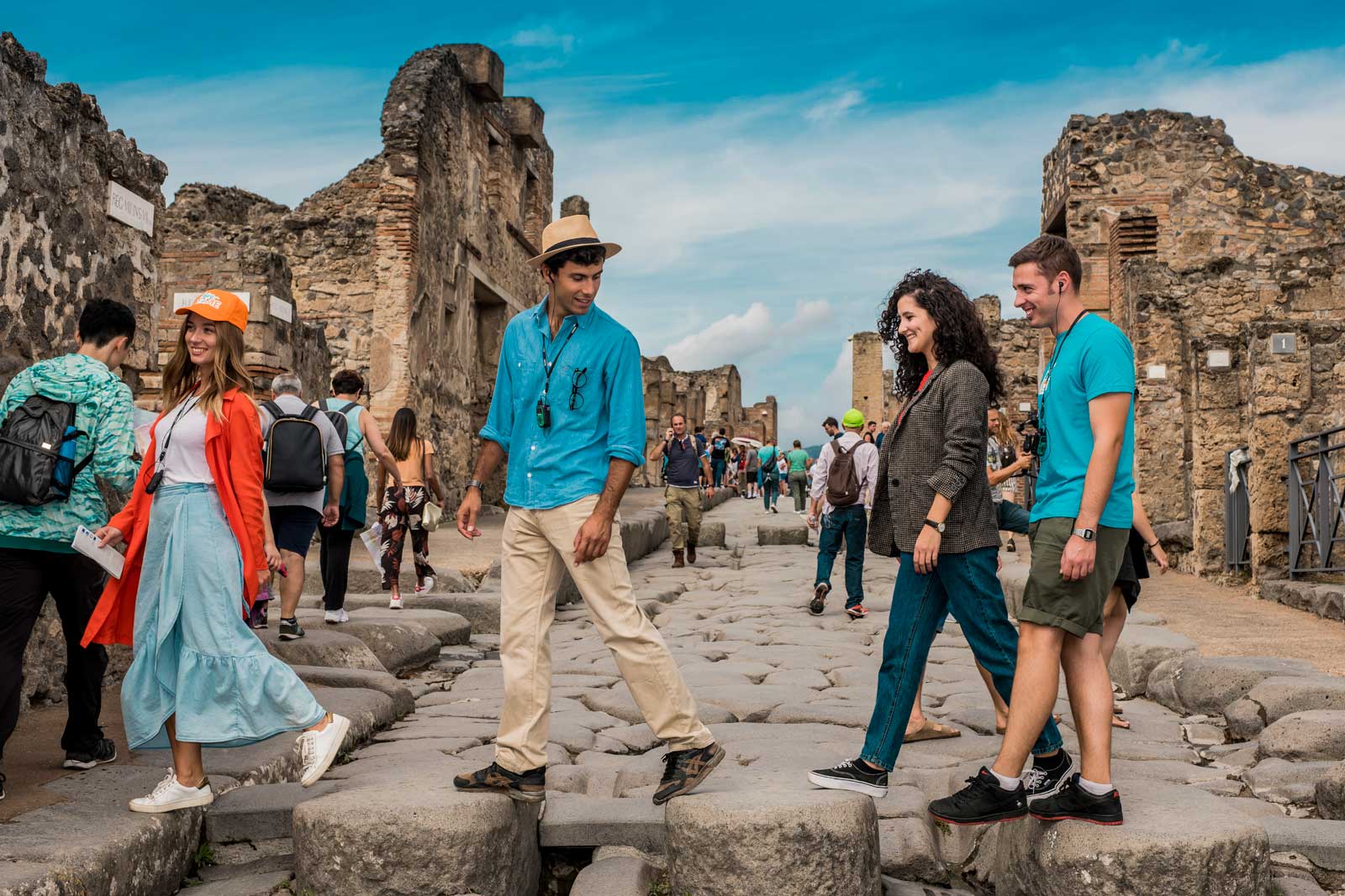 优先入场 — 前往庞贝的往返班车 — 罗马出发 12 小时独立一日游 + 导游讲