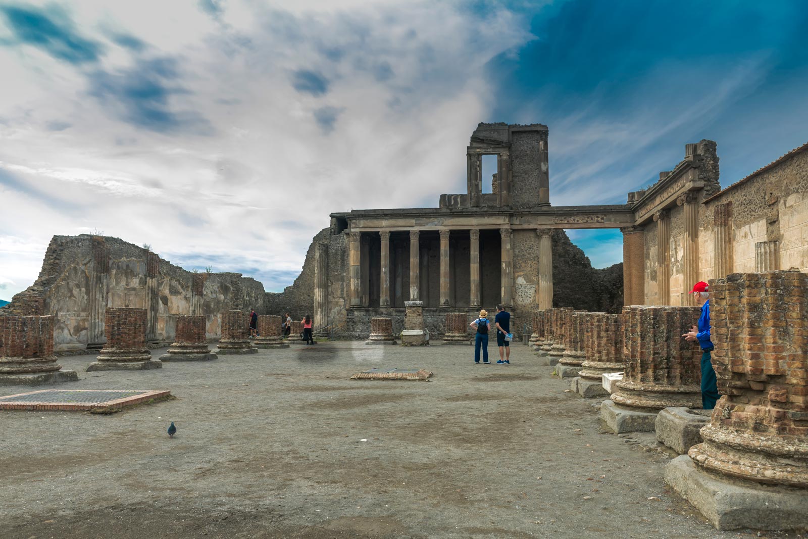 优先入场 — 前往庞贝的往返班车 — 罗马出发 12 小时独立一日游 + 导游讲