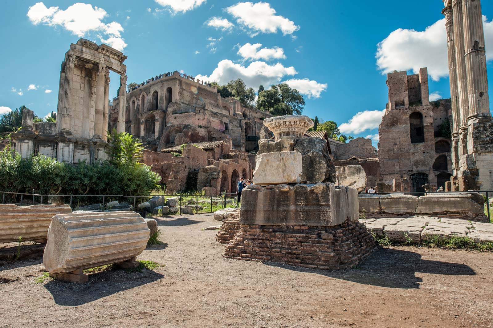 Visite De Rome Avec La Porte Des Gladiateurs Larène Du Colisée Le