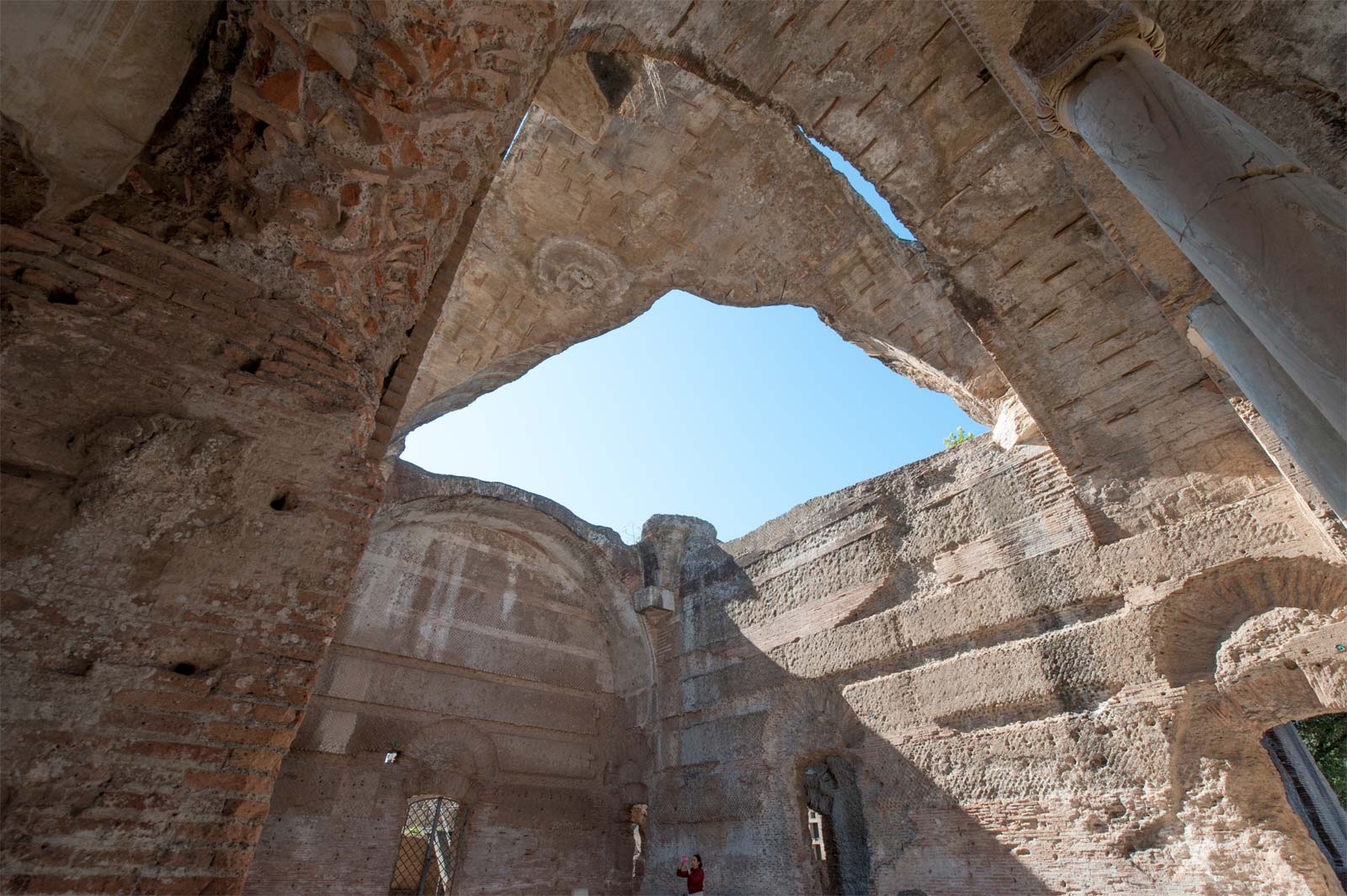 Encantadora excursión de un día desde Roma: Tivoli - Villa Adriana y Villa d'Este con almuerzo inc