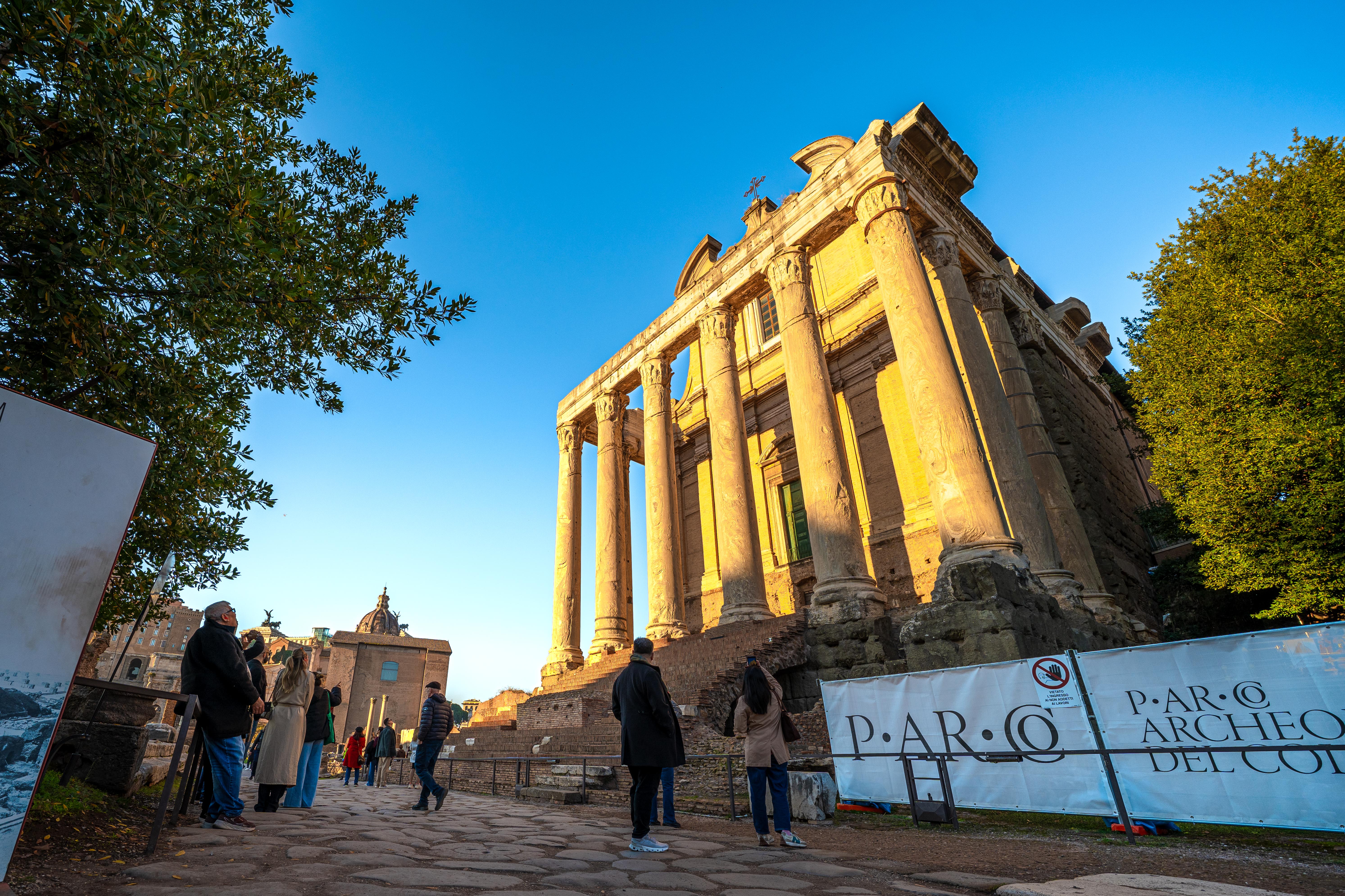 Entdecken Sie das antike Rom: Tour zum Kolosseum, Forum Romanum und Palatin
