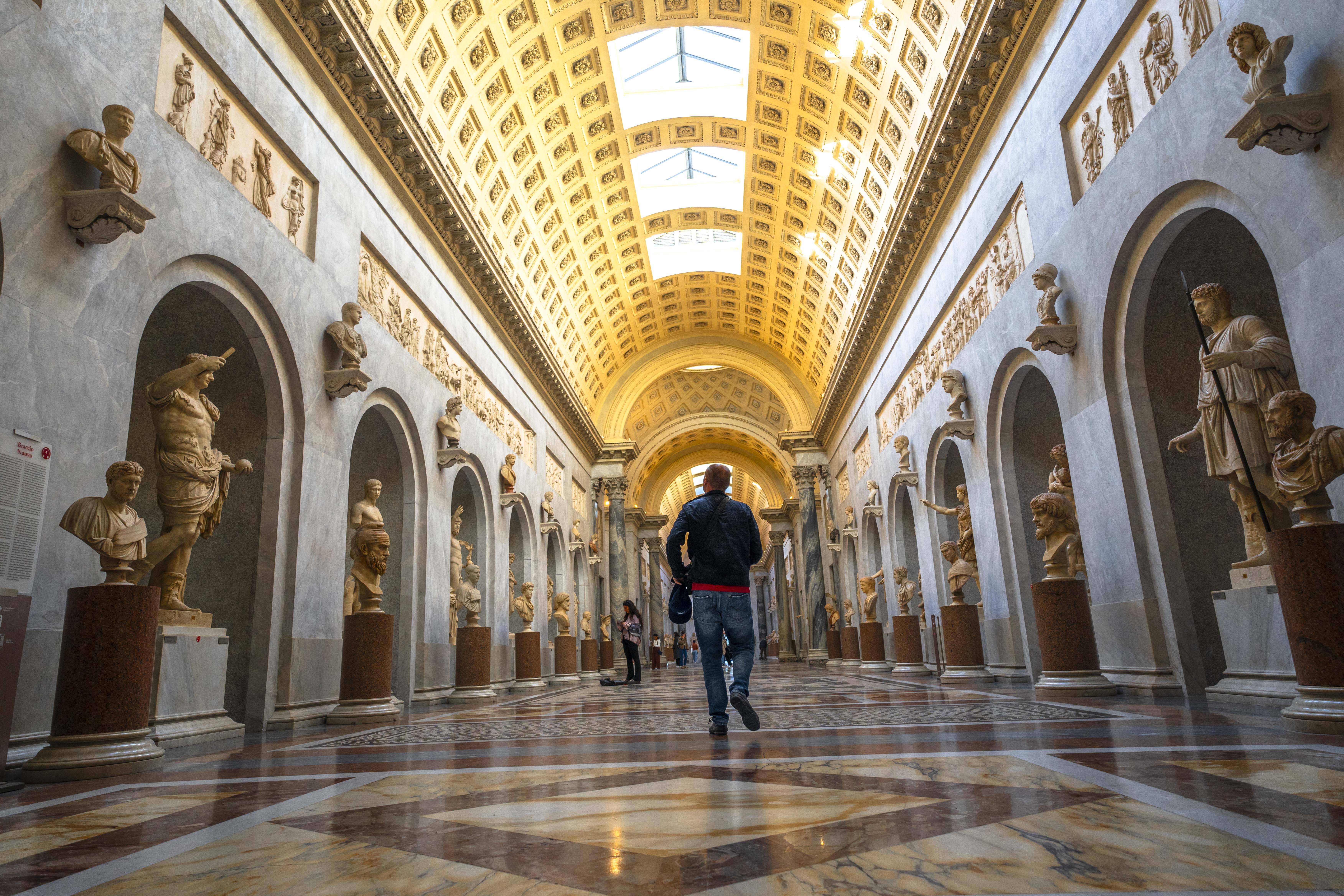 Tour completo del Vaticano salta-la-fila: Musei Vaticani, Cappella Sistina e Basilica di San Pietro.