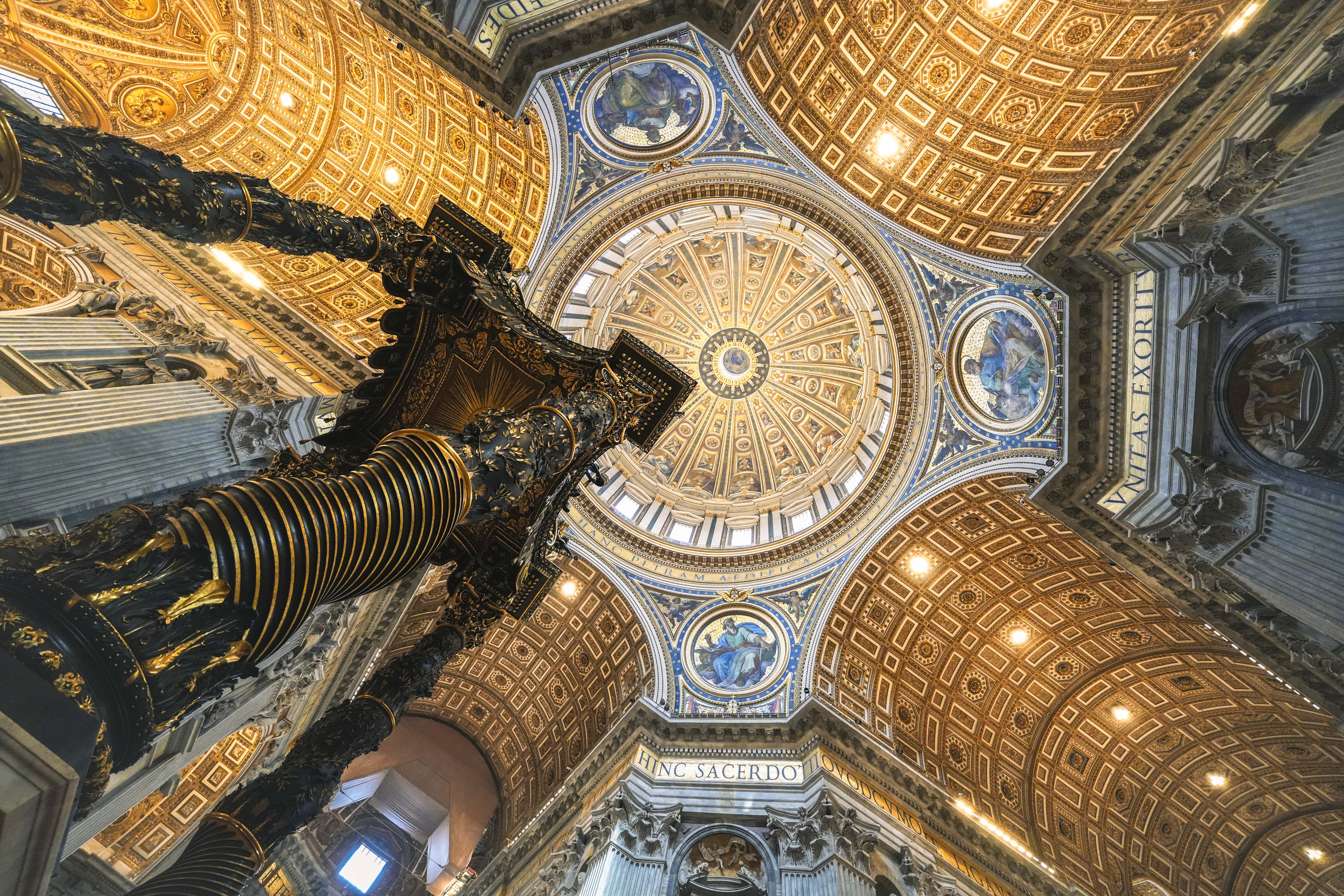 Tour completo del Vaticano salta-la-fila: Musei Vaticani, Cappella Sistina e Basilica di San Pietro.
